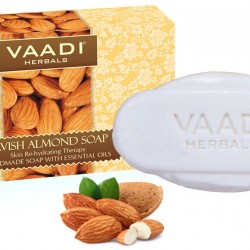 Vaadi Herbals Lavish Almond Soap (75 gms)