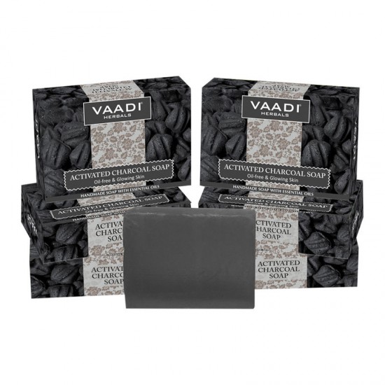 Vaadi Herbals Activated Charcoal Soap (75ml)